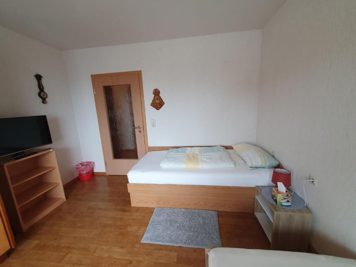 Comfortable Flat In Goerwihl With Balcony Gorwihl Exterior photo